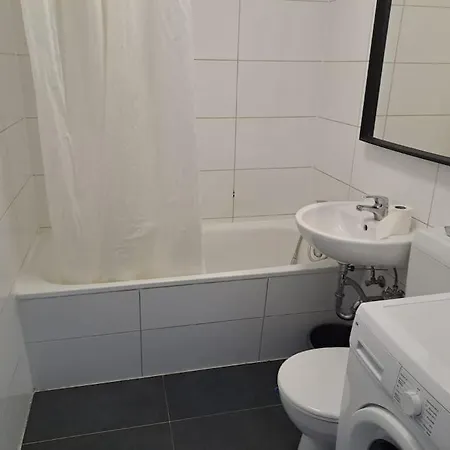 Uk383 Monteurwohnung In